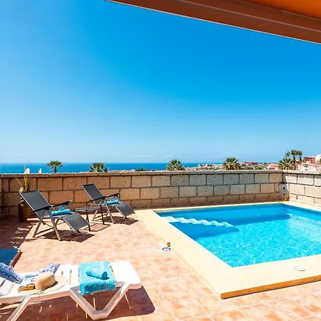 Incredible Fuente, Ocean View, Heated Pool!