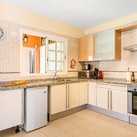 Incredible Fuente, Ocean View, Heated Pool! Villa